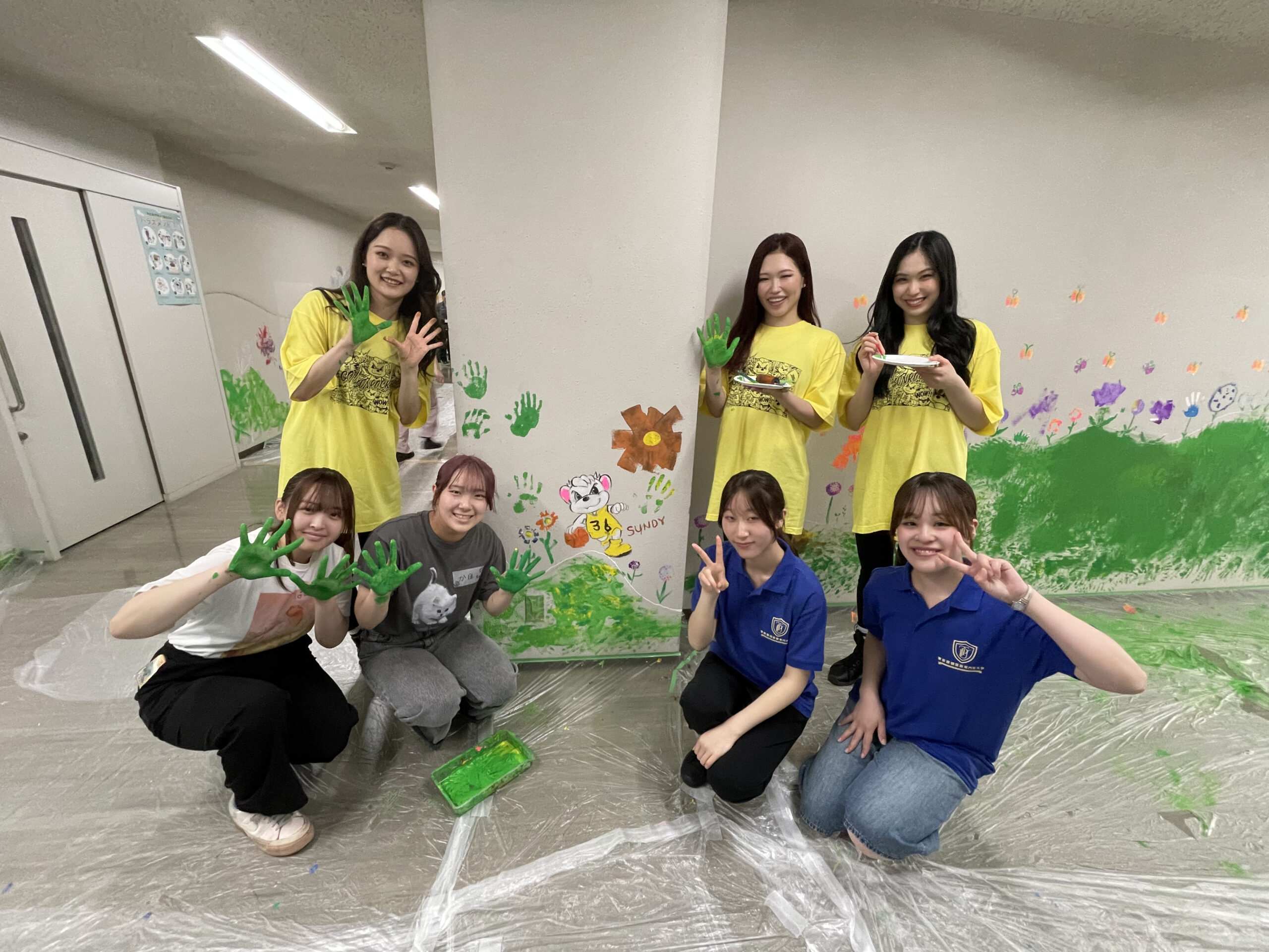 【開催報告】地域の共創アート こども達と一緒に大学校舎でウォールアート制作